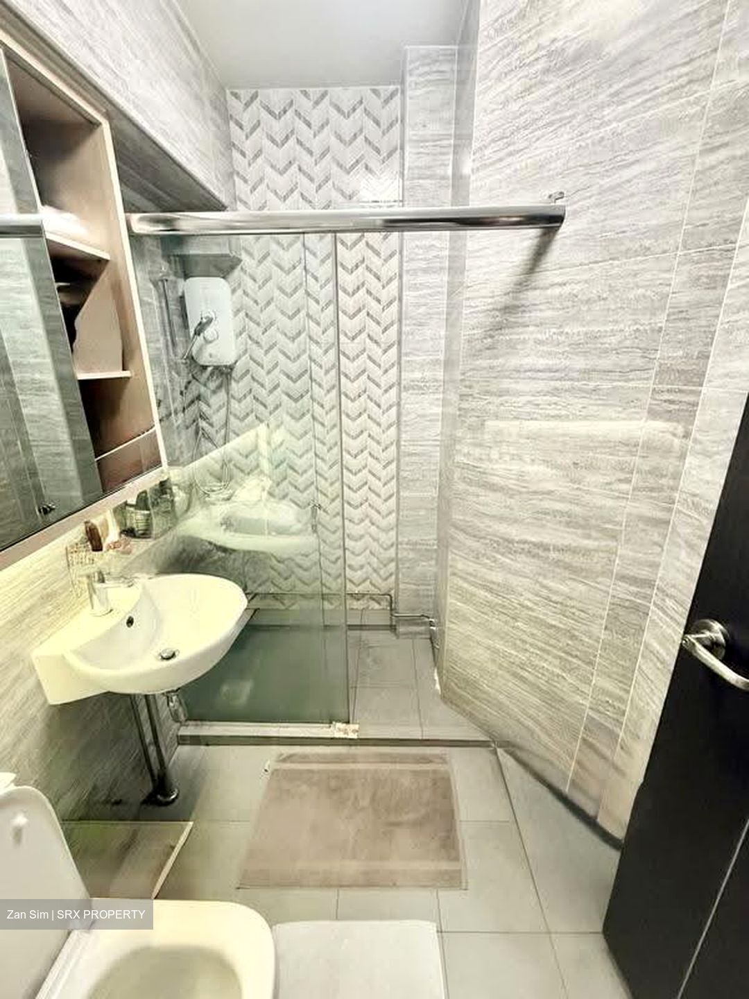 Blk 525 Serangoon North Avenue 4 (Serangoon), HDB Executive #635387631